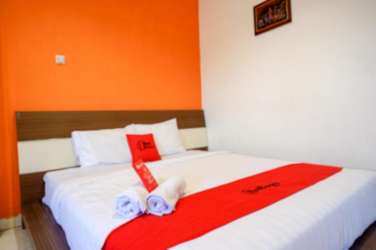 Oyo 1251 Residence 8 Semarang Eksteriør billede